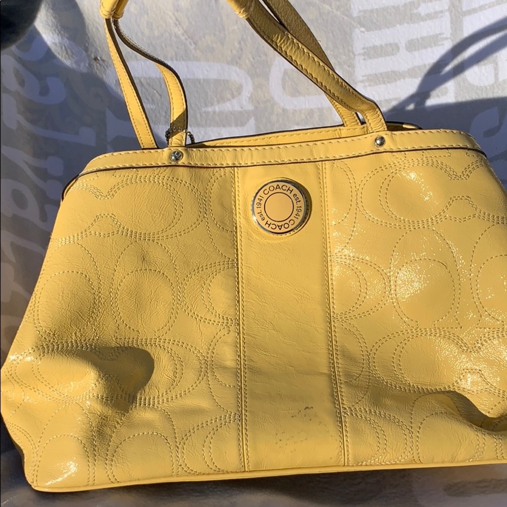 Yellow pewton coach bag
